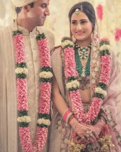Baby Pink Roses Varmala